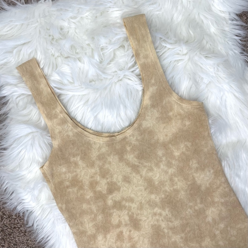๐SOLD๐Free People Beaded Secret Heart Tank Top Gold Embellishments Size Small - Picture 8 of 10